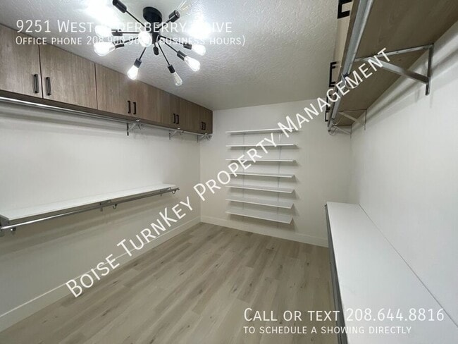 Building Photo - 9251 W Alderberry Dr