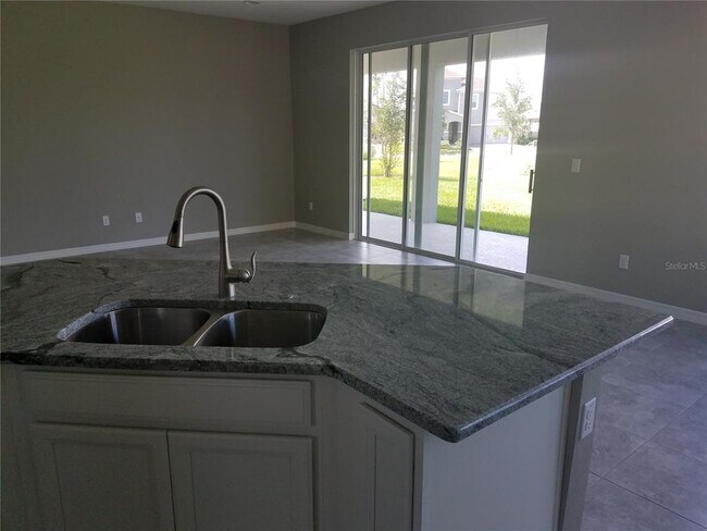 Building Photo - 7848 Bostonian Dr