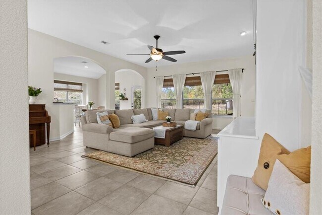 Building Photo - 5025 Pyrenees Pass