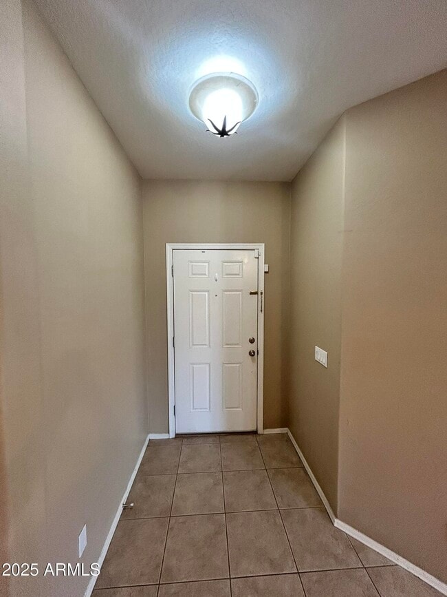 Building Photo - 45168 W Mescal Dr