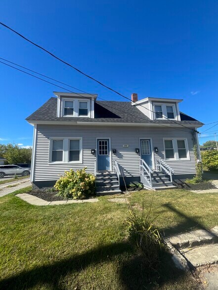 Building Photo - 236 College Ave