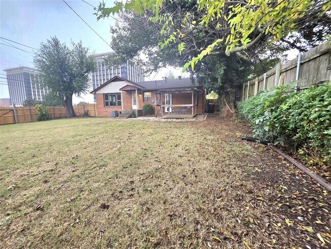 Building Photo - 3701 NW 59th St