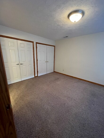 Building Photo - 2515 Franklin Turnpike