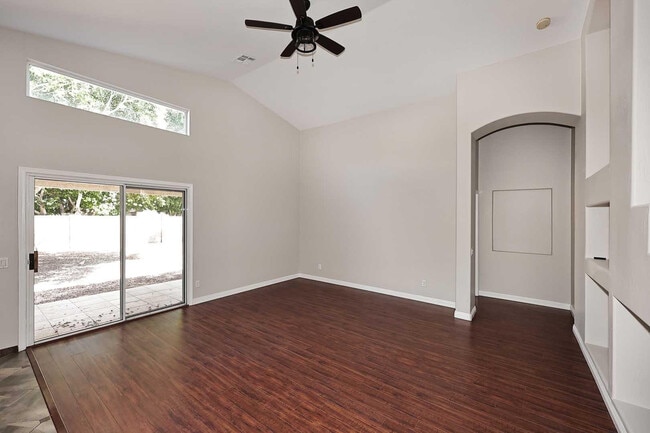 Building Photo - 6214 E Virginia St