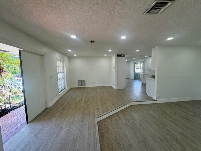 Building Photo - 6260 SW 6th St