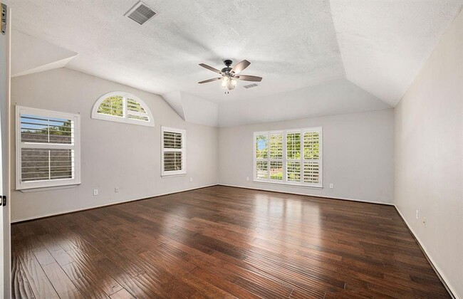 Building Photo - Spinnaker Bay Lane, Pearland, TX 77584 - 5...