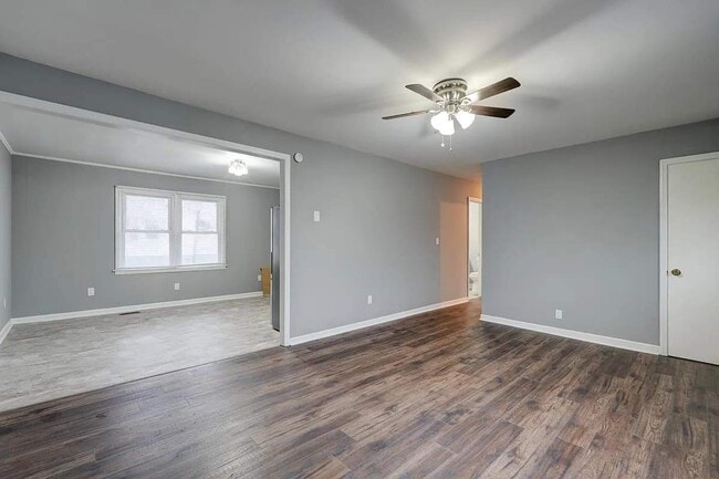 Building Photo - 421 sharpe st woodruff sc