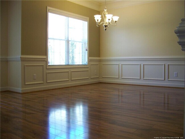 Building Photo - 1134 Braybrooke Pl