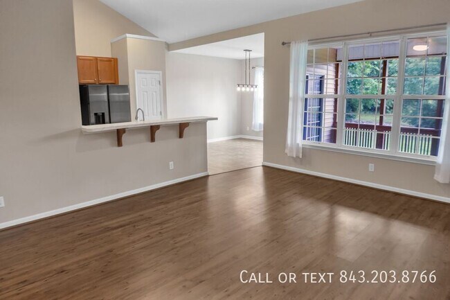 Building Photo - 2407 Storen St