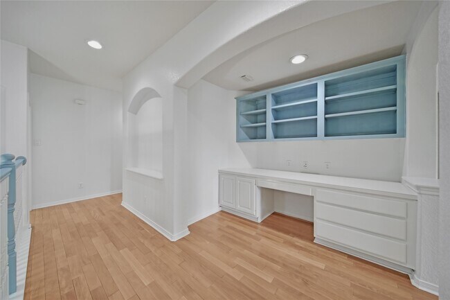 Building Photo - 78 W Shale Creek Cir