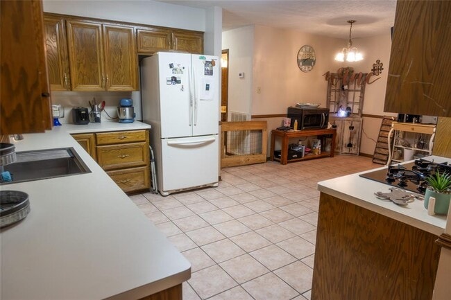 Building Photo - 3225 Terrier Hill Ln