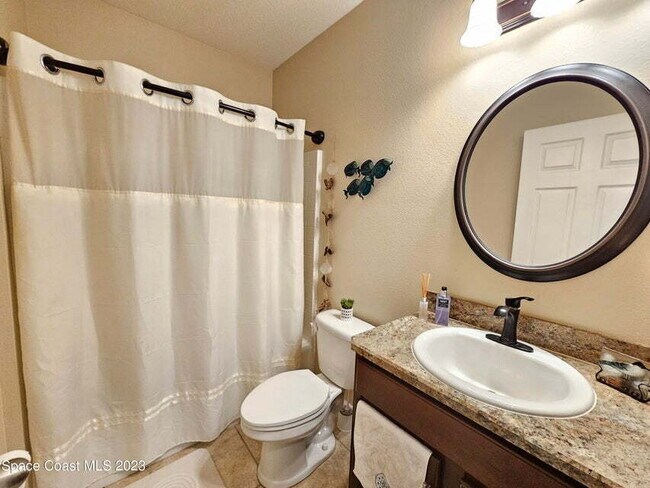Building Photo - 1255 Sangria Cir