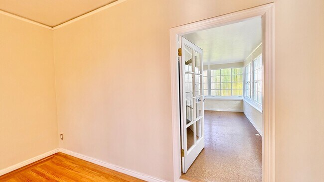 Building Photo - 1520 Leimert Blvd