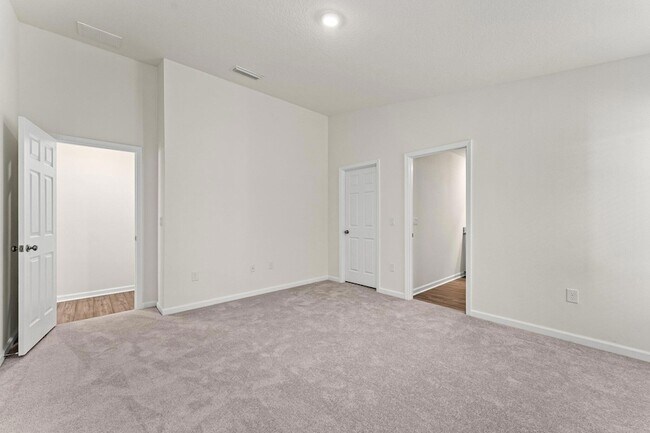 Building Photo - 794 Riverwalk Cir