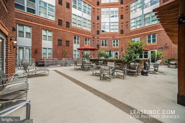 Building Photo - 1300 N Street NW-#517