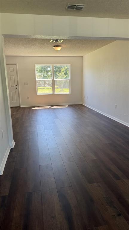 Building Photo - 15 Renshaw Dr