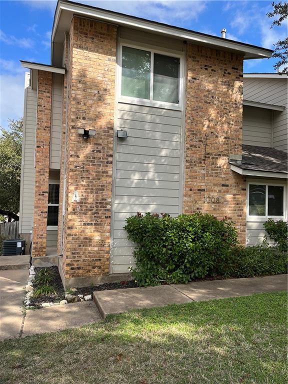 Building Photo - 3208 Twinberry Cove