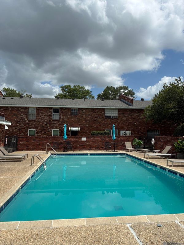 Building Photo - 1701 Lobdell Ave