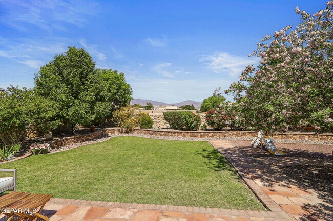 Building Photo - 5936 Anapaula Dr