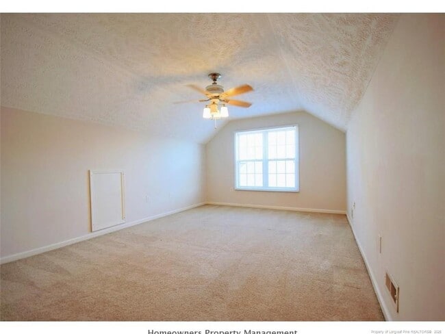 Building Photo - 1420 Burford Ct