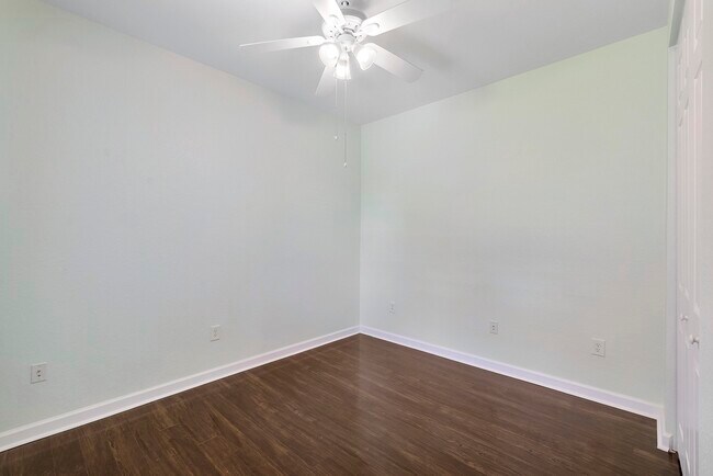 Building Photo - 8342 NW 127th Ln