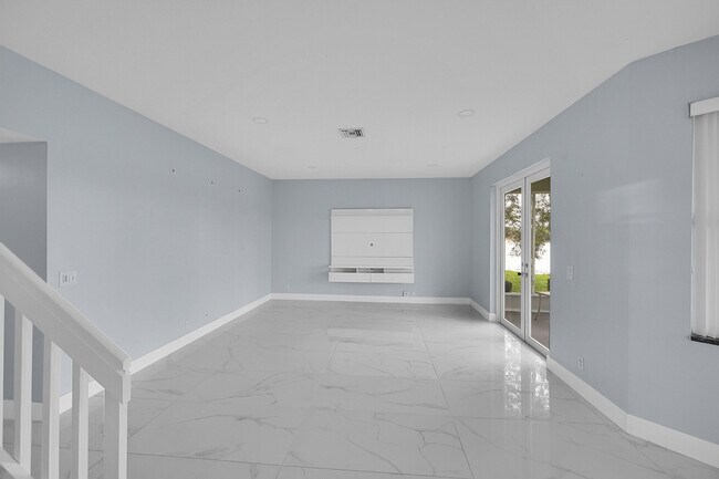 Building Photo - 7306 Michigan Isle Rd