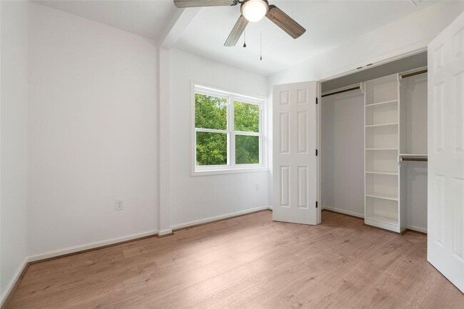 Building Photo - 3119 Avenue H