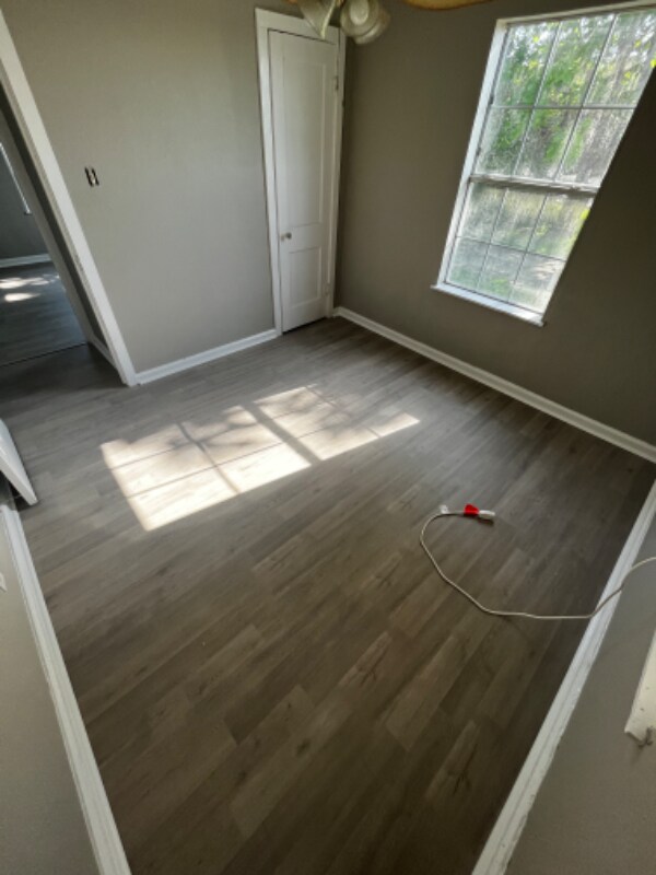 Building Photo - 4817 Wilson St