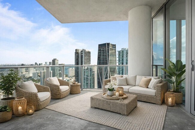 Building Photo - 851 NE 1st Ave