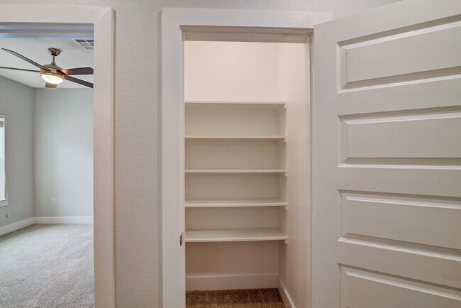 Building Photo - 28325 Birnham Woods Dr