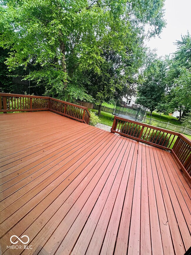 Building Photo - 5273 Ivy Hill Dr