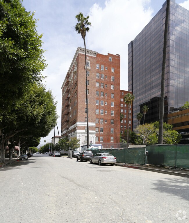 The Talmadge 3278 Wilshire Blvd Los Angeles CA 90010 Apartment Finder