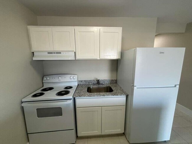 Building Photo - 1303 Philadelphia St