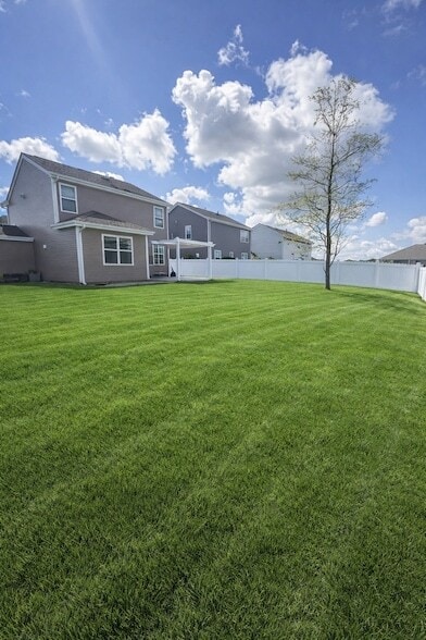 Building Photo - 6816 Cobble Spgs Ln
