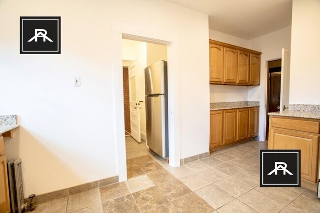 Building Photo - 3 bedroom in Brighton MA 02135