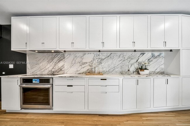 Building Photo - 1010 Placetas Ave