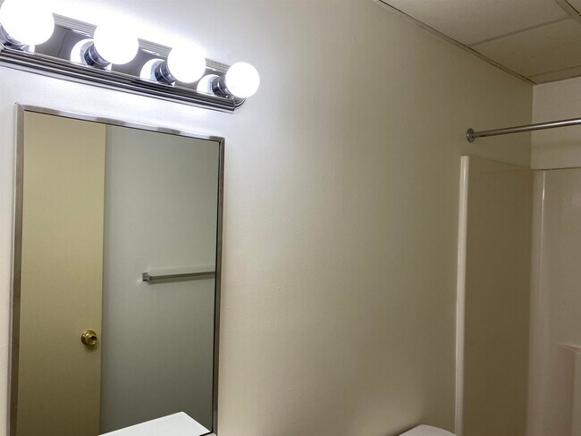 Building Photo - 30 Hanover St