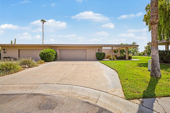 Building Photo - 7825 E San Carlos Rd