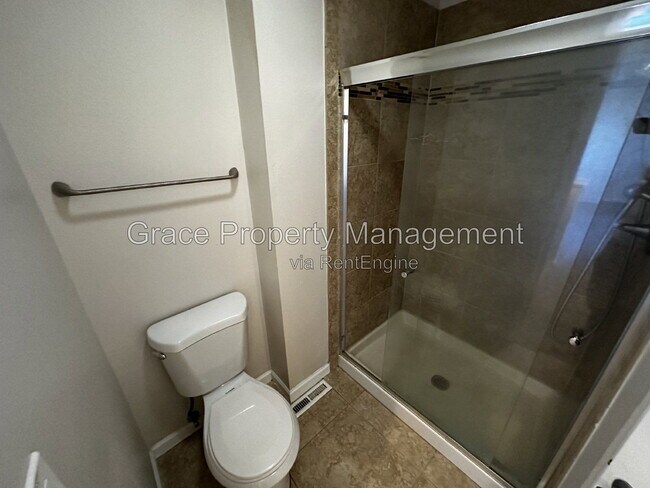 Building Photo - 24 Mountain Shadows Ct