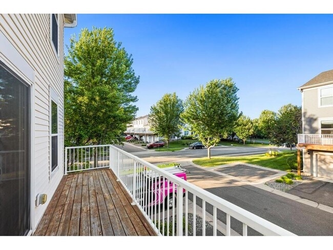Building Photo - 899 Ledgestone Dr