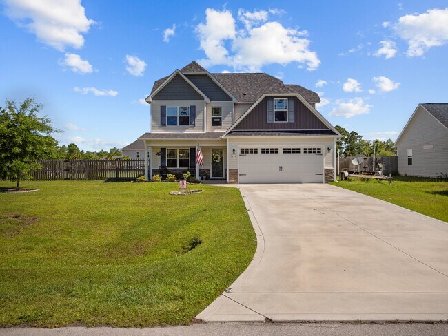 Primary Photo - 219 Breakwater Dr