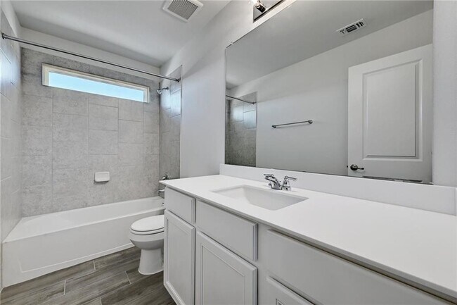 Building Photo - 9701 Grapevine Leaf Dr