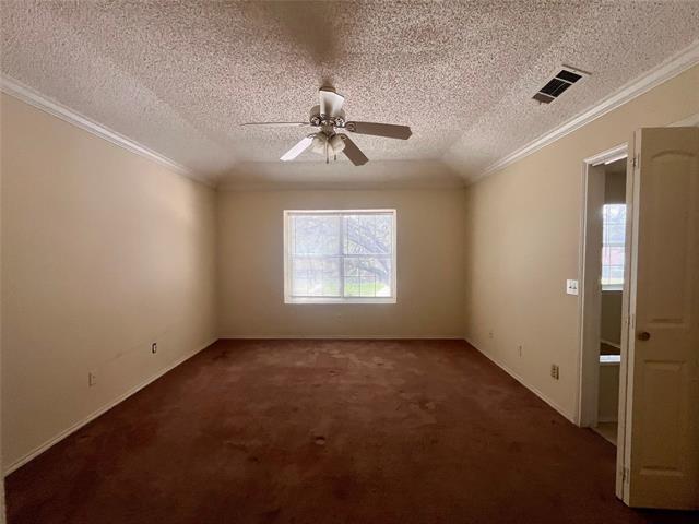Building Photo - 304 Trees Dr