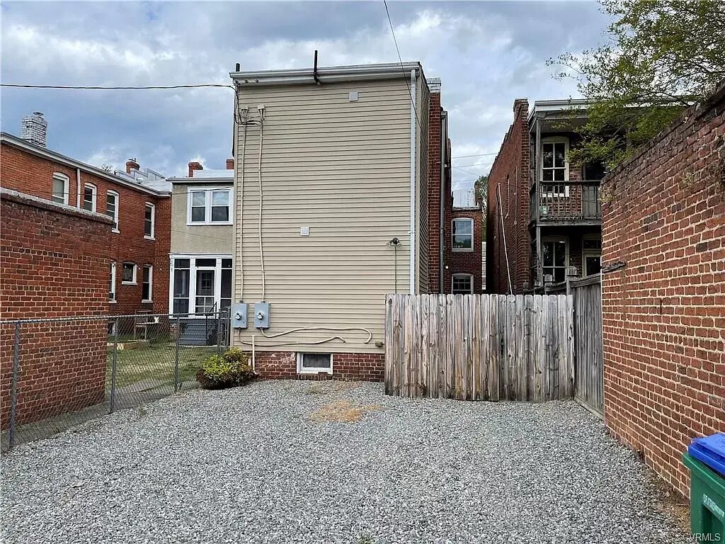 Building Photo - 2809 Floyd Ave