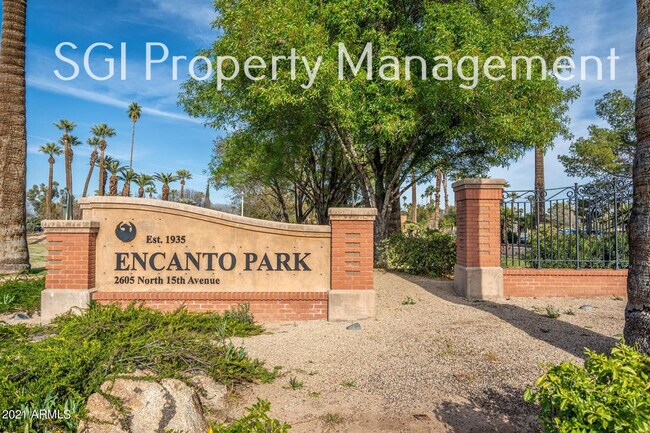 Building Photo - 1315 W Holly St