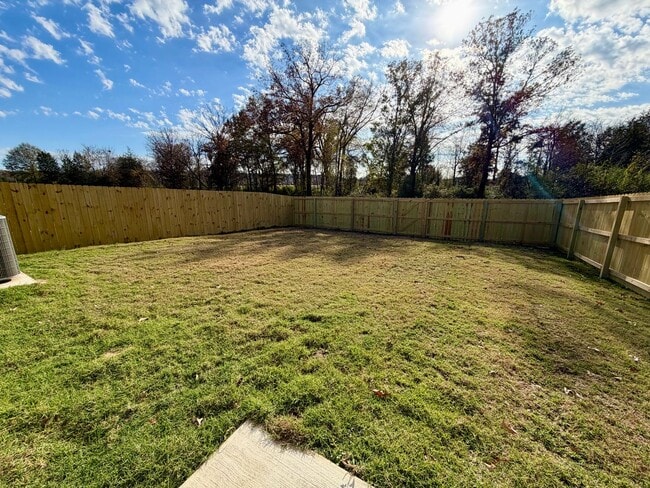 Building Photo - 8826 Preston Wood Dr