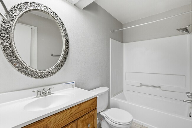 Building Photo - 14117 Briarsage Ct