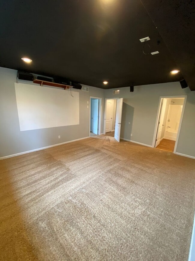 Building Photo - Updated, 4 Bedroom, Split Level Home