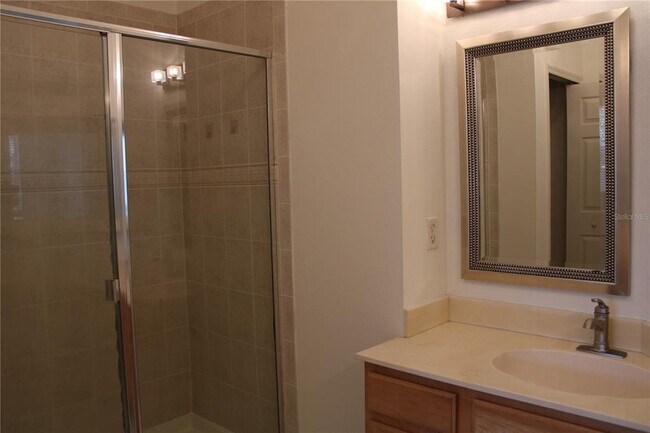 Building Photo - 3429 Parkridge Cir