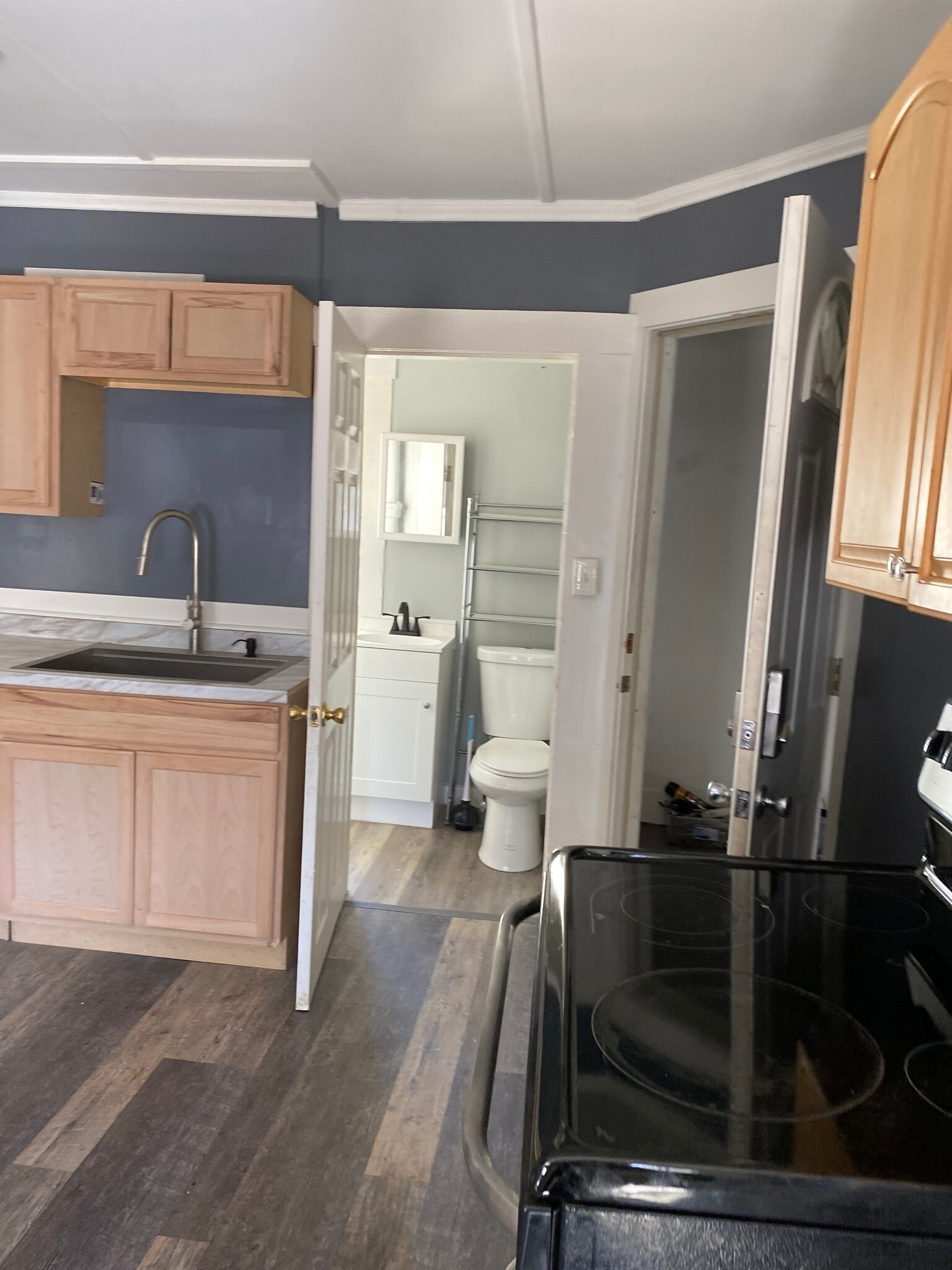 Building Photo - 50 W Bow St